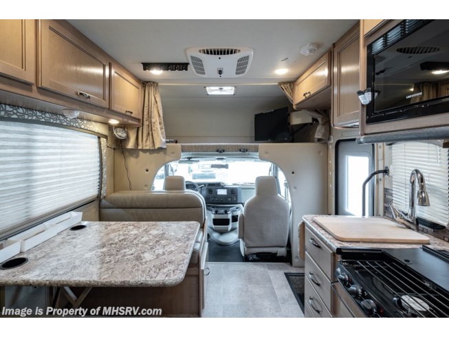 2018 Thor Motor Coach Chateau 22E - Used Class C For Sale by Motor Home Specialist in Alvarado, Texas
