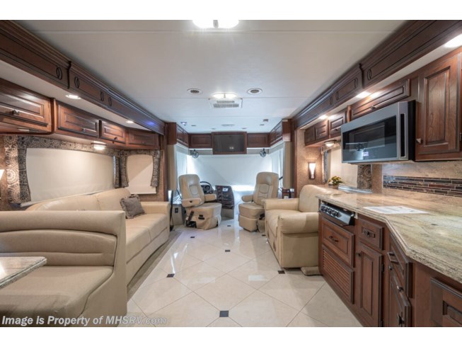 2014 Forest River Berkshire 390BH - Used Diesel Pusher For Sale by Motor Home Specialist in Alvarado, Texas