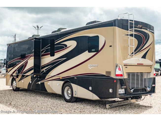2018 Discovery 39G by Fleetwood from Motor Home Specialist in Alvarado, Texas