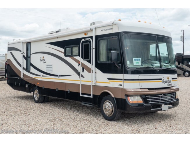 Used 2010 Fleetwood Bounder Classic 34W available in Alvarado, Texas