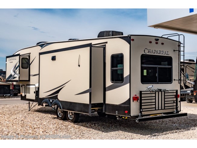 2018 Chaparral 336TSIK by Coachmen from Motor Home Specialist in Alvarado, Texas