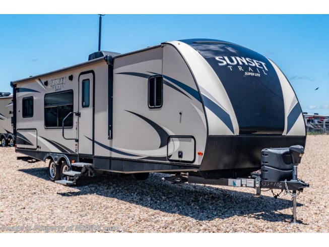 Used 2018 CrossRoads Sunset Trail Super Lite SS291RK available in Alvarado, Texas