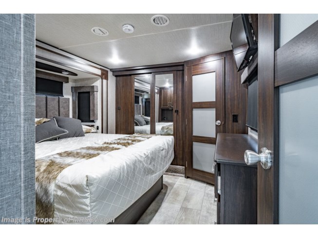 2019 Grand Design Momentum 397TH #2247C - For Sale in Alvarado, TX