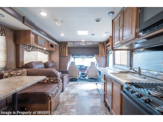 2015 Coachmen Leprechaun 319 DS - Used Class C For Sale by Motor Home Specialist in Alvarado, Texas