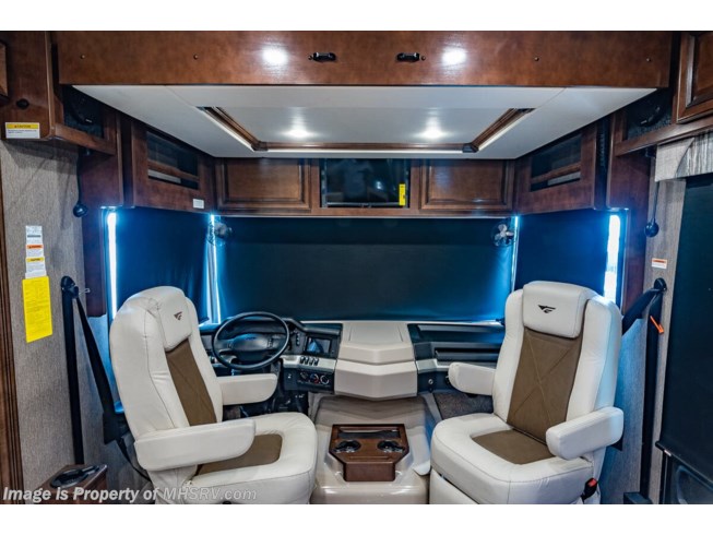 2020 Bounder 35K by Fleetwood from Motor Home Specialist in Alvarado, Texas