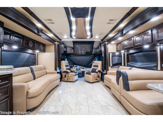 2015 American Coach American Heritage 45T - Used Diesel Pusher For Sale by Motor Home Specialist in Alvarado, Texas