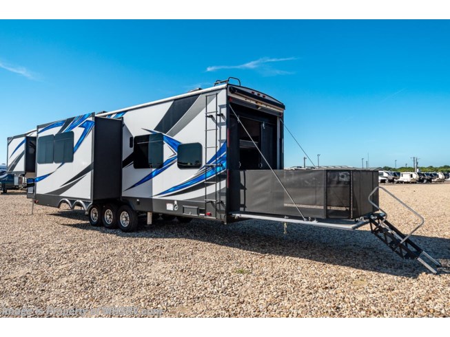 2018 Vengeance Touring Edition 40D12 by Forest River from Motor Home Specialist in Alvarado, Texas