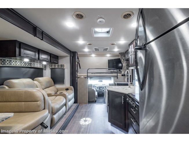 2019 Dynamax Corp Isata 5 Series 30F - Used Class C For Sale by Motor Home Specialist in Alvarado, Texas