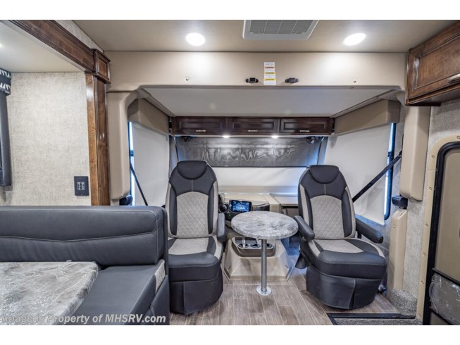 2020 Outlaw 38MB by Thor Motor Coach from Motor Home Specialist in Alvarado, Texas