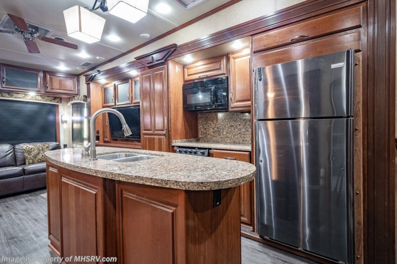 2013 Redwood Residential Vehicles Redwood 36RL 5th Wheel RV for Sale at ...