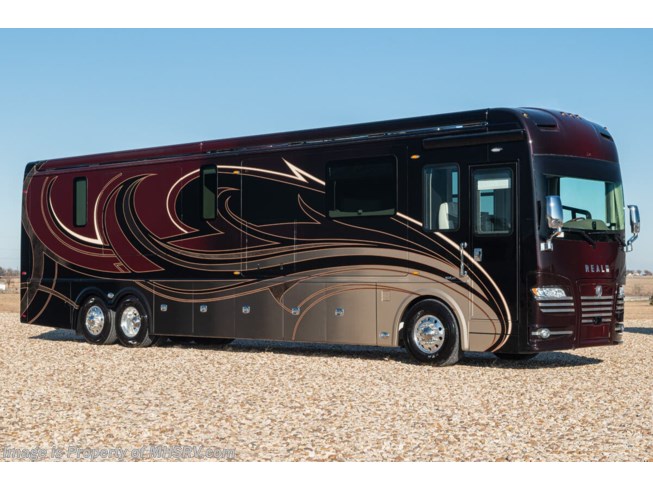 New 2020 Foretravel Realm FS6 Luxury Villa 1 (LV1) Bath & 1/2 Model available in Alvarado, Texas