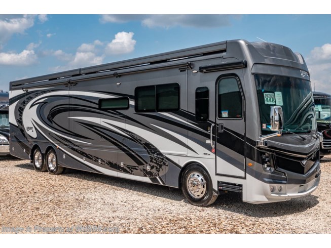 New 2020 Fleetwood Discovery LXE 44B available in Alvarado, Texas