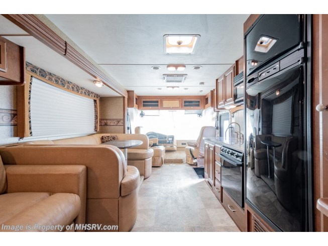 2014 Thor Motor Coach Daybreak 34XD - Used Class A For Sale by Motor Home Specialist in Alvarado, Texas