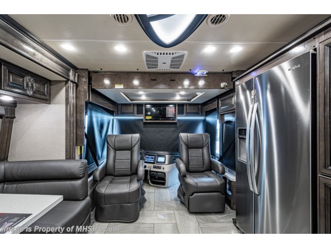 2020 Discovery 38N by Fleetwood from Motor Home Specialist in Alvarado, Texas