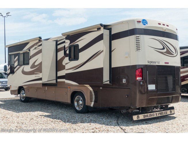 2008 Neptune 37PDQ by Holiday Rambler from Motor Home Specialist in Alvarado, Texas