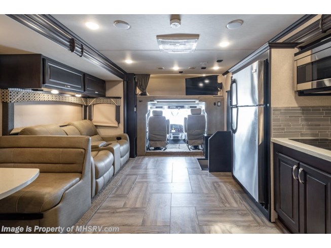2018 Dynamax Corp DX3 36FK - Used Class C For Sale by Motor Home Specialist in Alvarado, Texas