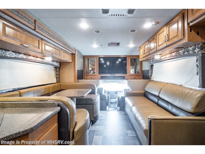2016 Thor Motor Coach Chateau Super C 33SW - Used Class C For Sale by Motor Home Specialist in Alvarado, Texas