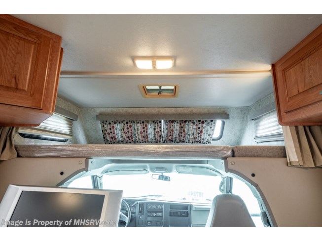 2004 Dutchmen Express 28A by Four Winds International from Motor Home Specialist in Alvarado, Texas