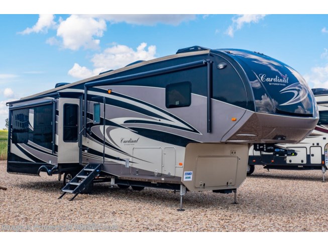 Used 2018 Forest River Cardinal 3850RLX available in Alvarado, Texas