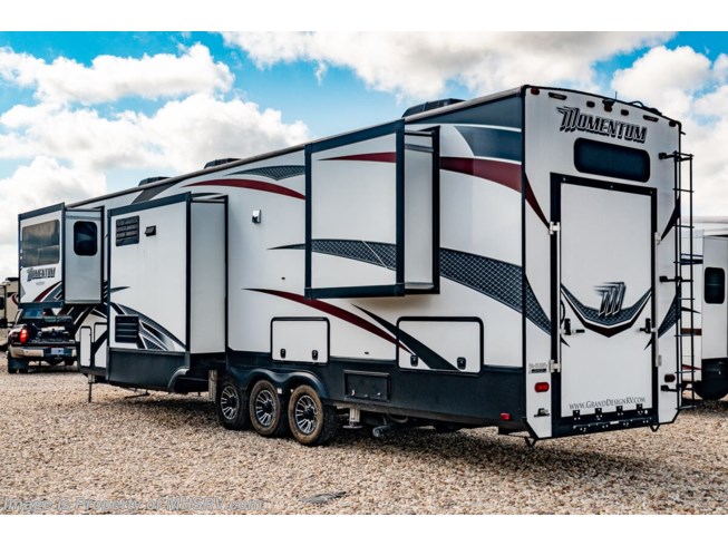 2018 Momentum 376TH by Grand Design from Motor Home Specialist in Alvarado, Texas