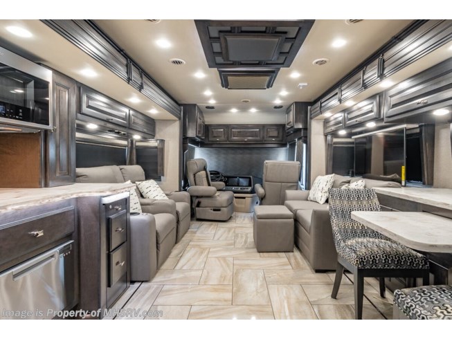 2020 American Coach American Revolution 42Q - New Diesel Pusher For Sale by Motor Home Specialist in Alvarado, Texas