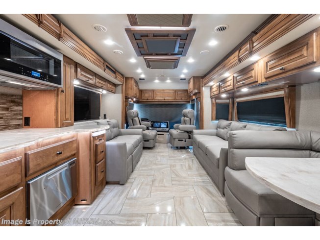 2020 American Coach American Revolution 42V - New Diesel Pusher For Sale by Motor Home Specialist in Alvarado, Texas