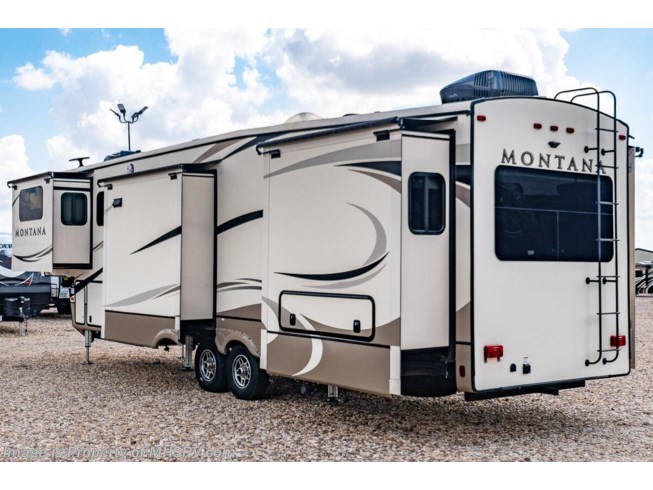 2018 Montana 3731FL by Keystone from Motor Home Specialist in Alvarado, Texas