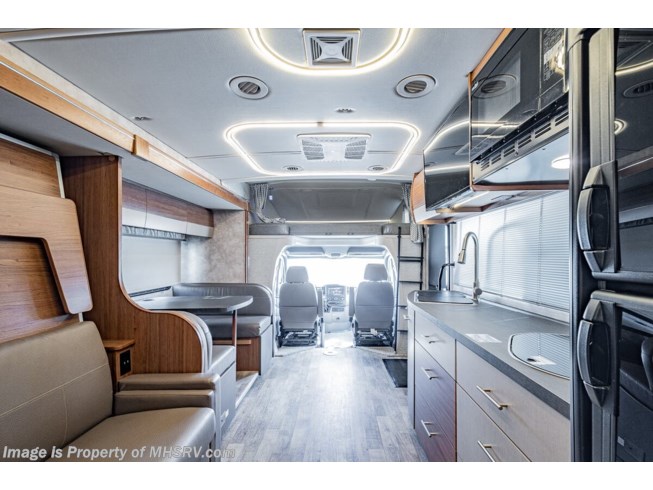 2018 Winnebago View 24D - Used Class C For Sale by Motor Home Specialist in Alvarado, Texas