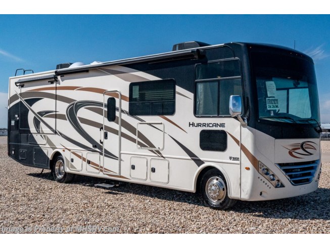New 2020 Thor Motor Coach Hurricane 33X available in Alvarado, Texas