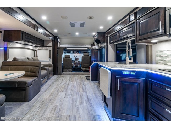 2021 Dynamax Corp DX3 37TS - New Class C For Sale by Motor Home Specialist in Alvarado, Texas