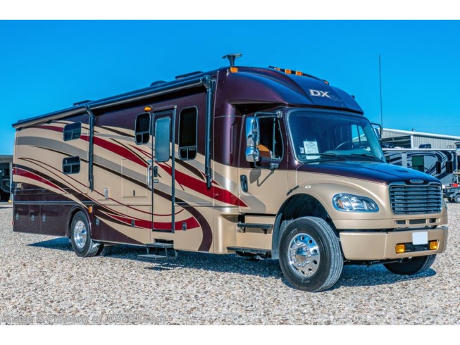 Used 2015 Dynamax Corp DX3 37BH available in Alvarado, Texas