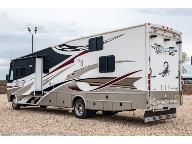 2009 Outlaw 3808 by Damon from Motor Home Specialist in Alvarado, Texas