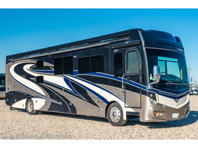 Used 2018 Fleetwood Discovery LXE 40G available in Alvarado, Texas