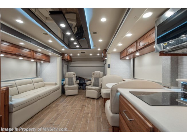 2020 Foretravel IC-37 LSSB (Luxury Suite Side Bath) - New Diesel Pusher For Sale by Motor Home Specialist in Alvarado, Texas