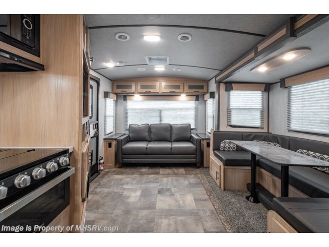 2020 Radiance Ultra-Lite 28RS by Cruiser RV from Motor Home Specialist in Alvarado, Texas