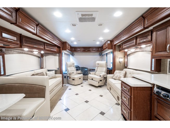 2014 Forest River Charleston 430BH - Used Diesel Pusher For Sale by Motor Home Specialist in Alvarado, Texas