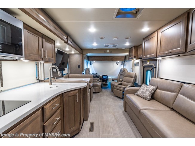 2021 Thor Motor Coach Palazzo 33.2 - New Diesel Pusher For Sale by Motor Home Specialist in Alvarado, Texas