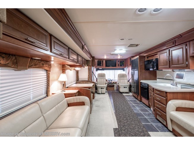 2008 Fleetwood Discovery 40X - Used Diesel Pusher For Sale by Motor Home Specialist in Alvarado, Texas