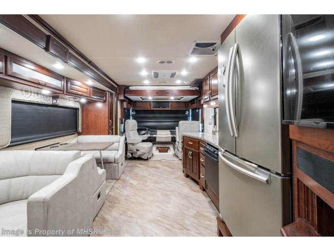 2017 Fleetwood Bounder 35K - Used Class A For Sale by Motor Home Specialist in Alvarado, Texas