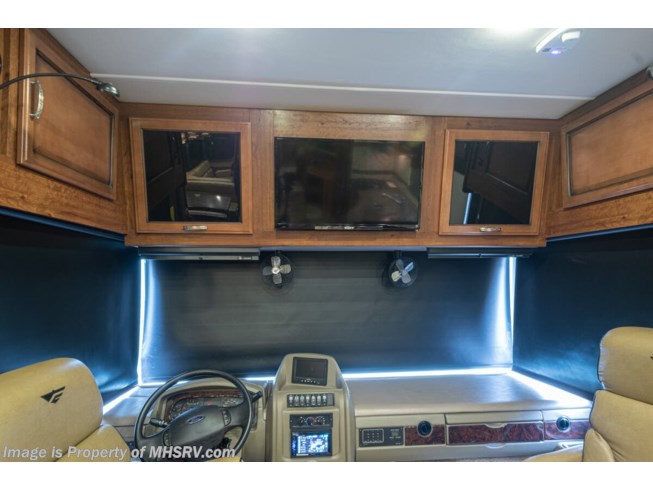 2014 Bounder 35K by Fleetwood from Motor Home Specialist in Alvarado, Texas