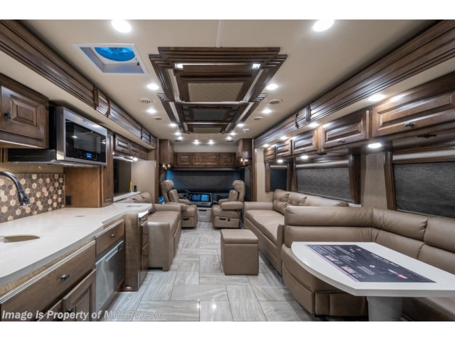 2020 American Coach American Revolution 42V - New Diesel Pusher For Sale by Motor Home Specialist in Alvarado, Texas