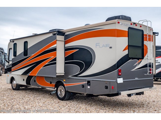 2018 Flair LXE 30U by Fleetwood from Motor Home Specialist in Alvarado, Texas
