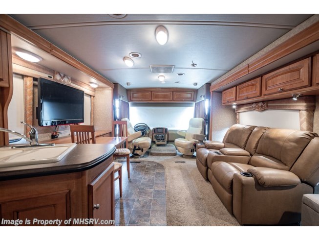 2011 Winnebago Sightseer 33C - Used Class A For Sale by Motor Home Specialist in Alvarado, Texas