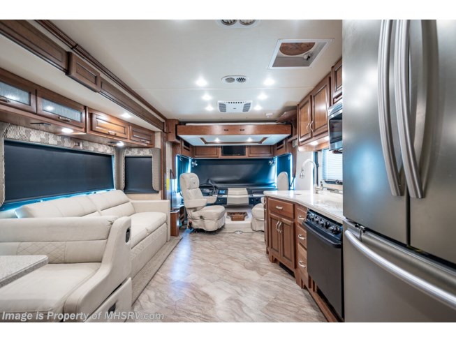 2017 Fleetwood Bounder 36H - Used Class A For Sale by Motor Home Specialist in Alvarado, Texas