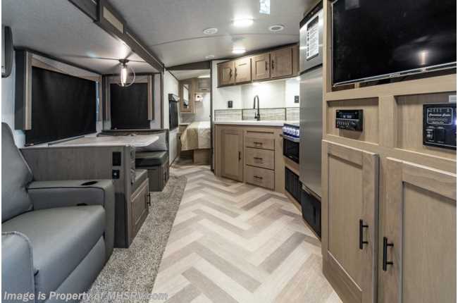 2021 Twilight RV TWS 2620 W/ Theater Seats, King Bed, 15K A/C & Power ...