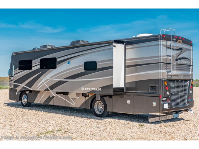 2015 Expedition 38K by Fleetwood from Motor Home Specialist in Alvarado, Texas