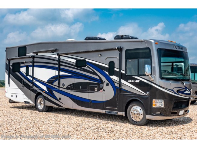 Used 2016 Thor Motor Coach Outlaw 37RB available in Alvarado, Texas