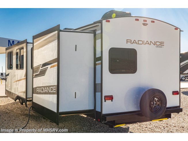 2021 Radiance Ultra-Lite 30DS by Cruiser RV from Motor Home Specialist in Alvarado, Texas