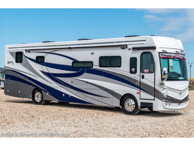 New 2021 Fleetwood Discovery LXE 40M available in Alvarado, Texas