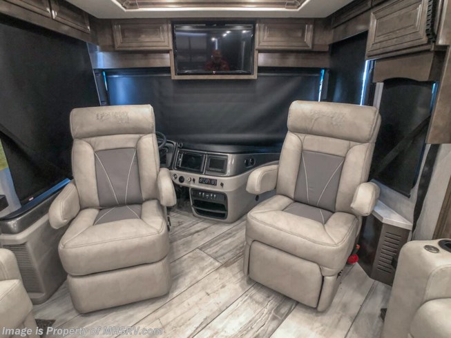 2021 Discovery LXE 40M by Fleetwood from Motor Home Specialist in Alvarado, Texas
